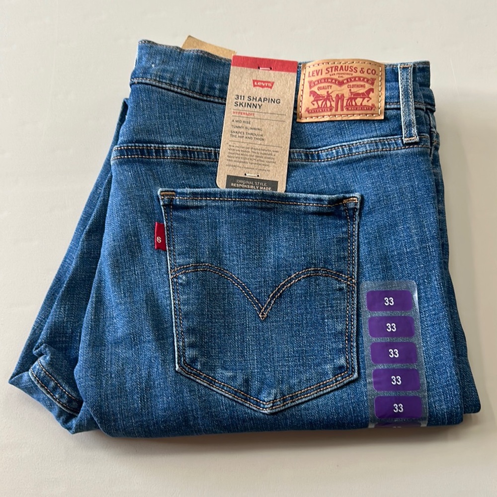 Levi's 311 shaping skinny a mid rise tummy slimming gene 33 x 30 NWT